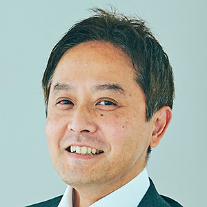 2000年に電通入社以降、データを活用した顧客企業のプランニングやコンサルティング業務、プランニングシステムの開発に従事。メディアやリテール企業、デジタルプラットフォーム事業者との新規事業開発に多数関わる。2023年dentsu Japanのグロースオフィサーに就任し、Chief Data Officerとしてdentsu Japanのデータ戦略策定、データホルダーやデジタルプラットフォーム事業者とのアライアンス、データとテクノロジーを活用したソリューションやプロダクト開発を担当。2025年より、dentsu Japanのデータ＆テクノロジープレジデントとして当該領域を統括。工学博士。