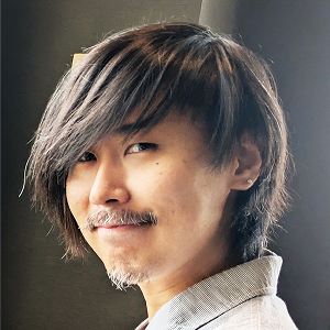 Snowflakeでエンタープライズのお客様を担当するセールスエンジニア。日系SIerにてインフラエンジニア / プロジェクトマネジメントを経験した後、AWSにてソリューションアーキテクトとして190社以上のお客様のクラウド活用を技術面から支援。一貫して目標としているのは、お客様のビジネス課題を理解し一緒に解決を目指すこと。