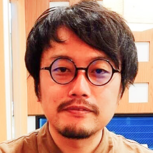 筑波大学大学院修了後、2011年よりマーケティングリサーチ企業に新卒入社。小売データの分析基盤構築等に従事。2021年8月よりdely株式会社にデータエンジニアとして入社し、クラシルのデータ基盤の新規構築を担当。現在はAIプロダクト開発BUにて新規事業であるkurashiru AI OSの開発に従事。