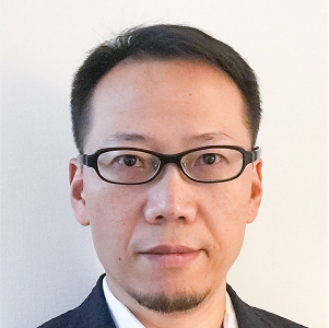 大学卒業後、日本IBM、SAPジャパン、セールスフォース・ジャパンやグローバル医療機器メーカーに勤務。ERP、CRM、HCMなどのコンサルティングやプリセールス、ITマネジメントといった領域で、20年以上にわたりITによるビジネス改革に携わる。
Snowflakeではデータ基盤の価値の可視化を中心に、事業戦略や業務課題を踏まえた顧客のデータ活用戦略の検討とプロジェクト企画を支援している。