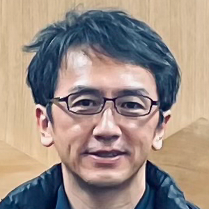SIerでSAP導入プロジェクトを多数経験。カプコン入社後は国内外の
基幹システム運用保守を軸として業務効率化を推進。
現在は業務システム管理者として全社のプロセス改善や分析基盤の刷新を担う。