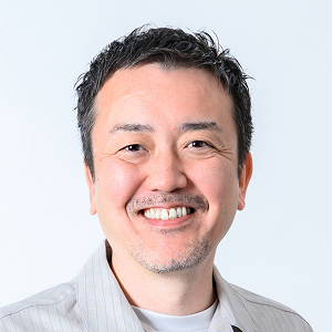 某データベースベンダにてDBコンサルタントとして主に金融系・公共系のお客様の基幹系システムのDB設計 / 運用 / トラブルシューティングなどデータベース全般の業務に従事し、2022年 Snowflake Professional Servicesにジョイン。これまでに多くのお客様に対してSnowflakeを使用したデータ利活用を実現するためにDB移行やData Platformの構想 / 設計 / 実装などの技術支援を提供しています。